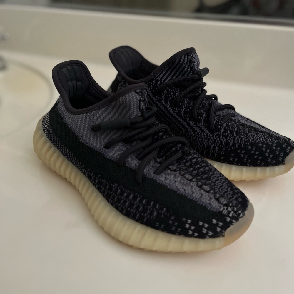 Yeezy boost 350 v2